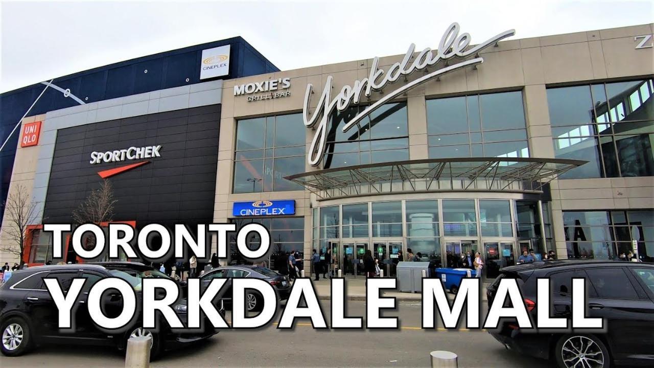Executive Room In Toronto Next To Yorkdale Shopping Centre Екстер'єр фото
